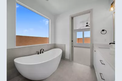 2441 E Malitsoh Way #301, Saint George, UT 84790 - Photo 34