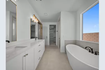 2441 E Malitsoh Way #301, Saint George, UT 84790 - Photo 32