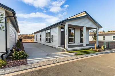 2752 W Crest View Ln, Hurricane, UT 84737 - Photo 10
