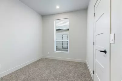 2752 W Crest View Ln, Hurricane, UT 84737 - Photo 22