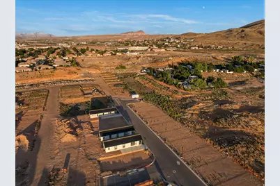 2752 W Crest View Ln, Hurricane, UT 84737 - Photo 38