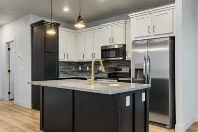 2752 W Crest View Ln, Hurricane, UT 84737 - Photo 18