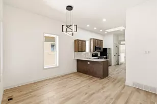 915 W 300 S, Salt Lake City, UT 84104 - Photo 10