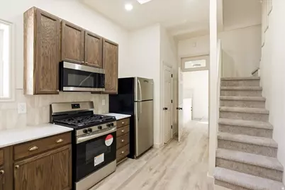915 W 300 S, Salt Lake City, UT 84104 - Photo 14