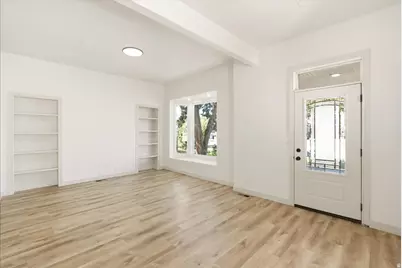 915 W 300 S, Salt Lake City, UT 84104 - Photo 8