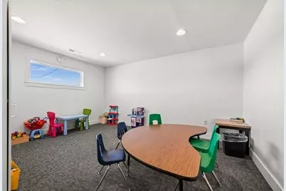 166 E 10600 S, Sandy, UT 84070 - Photo 6
