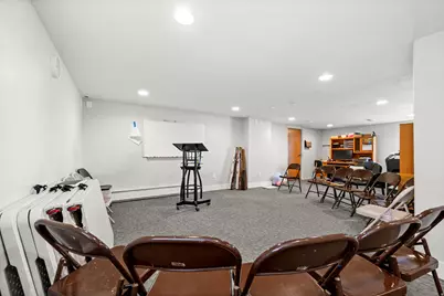 166 E 10600 S, Sandy, UT 84070 - Photo 16
