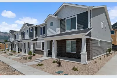 269 E 1235 St N #204, Harrisville, UT 84404 - Photo 2