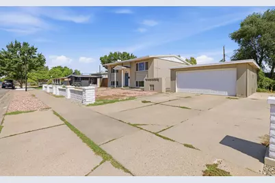 1896 W Kirkham Way S, Taylorsville, UT 84129 - Photo 2