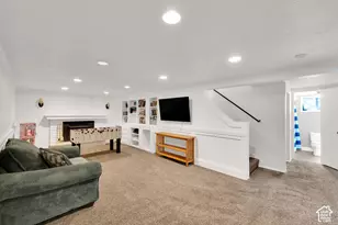 360 E Center St, Centerville, UT 84014 - Photo 20