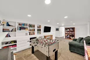 360 E Center St, Centerville, UT 84014 - Photo 22
