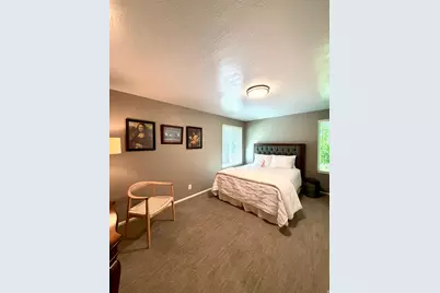 1087 E Oxford Dr, Kaysville, UT 84037 - Photo 12