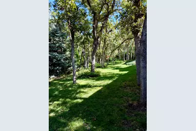 1087 E Oxford Dr, Kaysville, UT 84037 - Photo 6