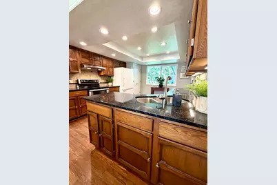 1087 E Oxford Dr, Kaysville, UT 84037 - Photo 18
