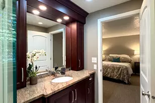 1087 E Oxford Dr, Kaysville, UT 84037 - Photo 28
