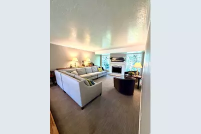 1087 E Oxford Dr, Kaysville, UT 84037 - Photo 14