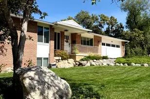 1087 E Oxford Dr, Kaysville, UT 84037 - Photo 4