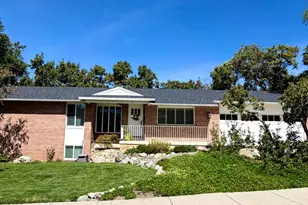 1087 E Oxford Dr, Kaysville, UT 84037 - Photo 2