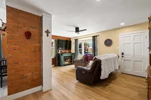 121 Ross Dr, Clearfield, UT 84015 - Photo 8