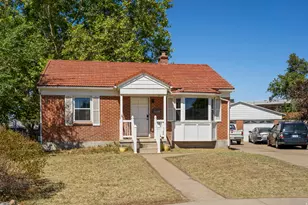 121 Ross Dr, Clearfield, UT 84015 - Photo 2