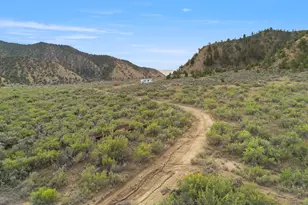 8600 S 42000 W, Fruitland, UT 84027 - Photo 12