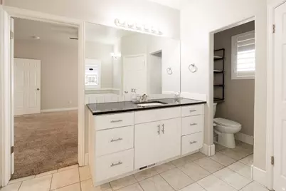 5042 S Viking Dr, South Ogden, UT 84403 - Photo 10
