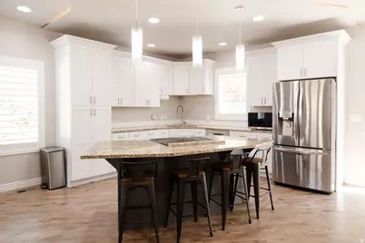 5042 S Viking Dr, South Ogden, UT 84403 - Photo 22