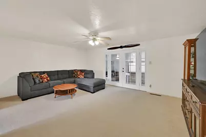 327 Park Pl, Brigham City, UT 84302 - Photo 8