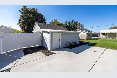 505 E 900 N, Bountiful, UT 84010 - Photo 22