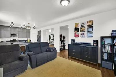 539 N 260 E, Vineyard, UT 84059 - Photo 10