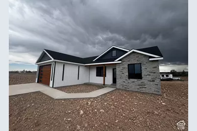 564 E River Heights Dr, Duchesne, UT 84021 - Photo 2