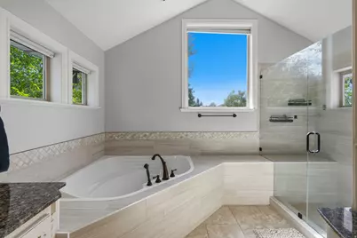 1044 E Center St, Lindon, UT 84042 - Photo 40