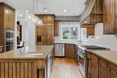 1044 E Center St, Lindon, UT 84042 - Photo 16