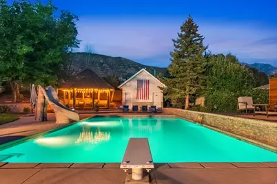 1044 E Center St, Lindon, UT 84042 - Photo 4