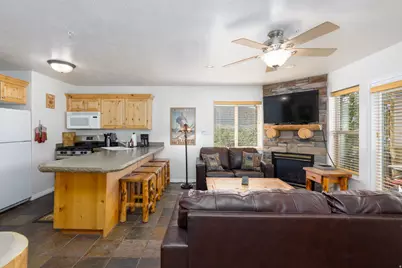 3562 N Fox Run Dr #403, Eden, UT 84310 - Photo 8