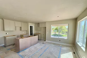 97 E Crestwood, Kaysville, UT 84037 - Photo 10