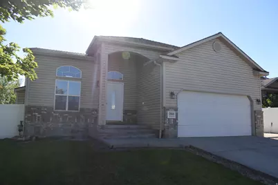 5868 Stone Flower Way, Salt Lake City, UT 84118 - Photo 2