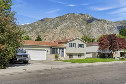 352 W 850 N, Springville, UT 84663 - Photo 2