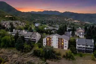 933 Swiss Oaks Dr, Midway, UT 84049 - Photo 1