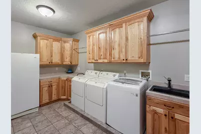 2221 W 1800 S, West Haven, UT 84401 - Photo 44