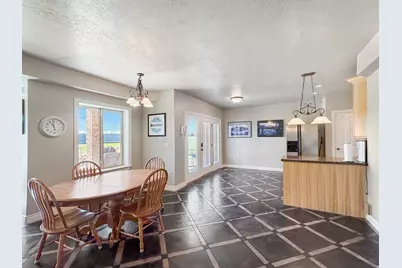 2221 W 1800 S, West Haven, UT 84401 - Photo 24