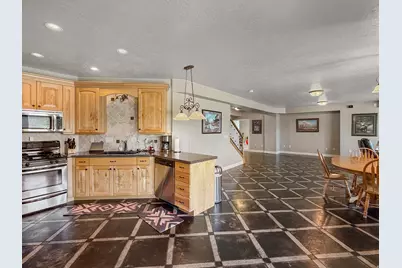 2221 W 1800 S, West Haven, UT 84401 - Photo 26