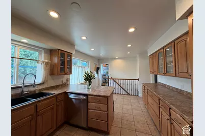 3775 S Greenbriar Way, Millcreek, UT 84109 - Photo 18