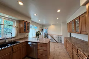 3775 S Greenbriar Way, Millcreek, UT 84109 - Photo 18