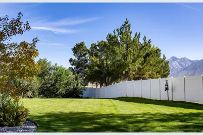 81 E Sitka Creek Cv, Draper, UT 84020 - Photo 24
