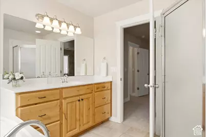 1025 W 2250 N, Layton, UT 84041 - Photo 24
