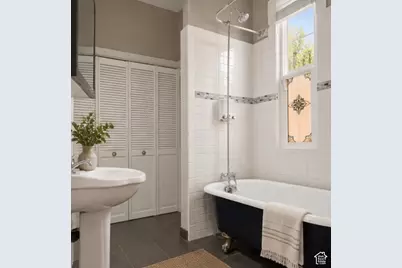 377 N I St, Salt Lake City, UT 84103 - Photo 18