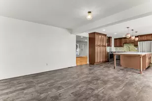 221 Skyline Dr, Tooele, UT 84074 - Photo 10