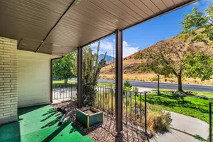 221 Skyline Dr, Tooele, UT 84074 - Photo 2