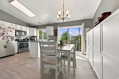 2257 N 2290 W, Clinton, UT 84015 - Photo 6